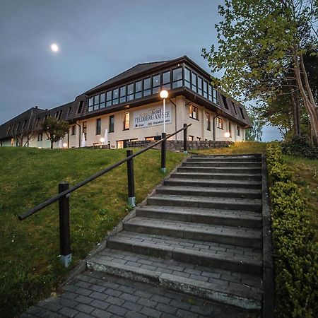 Sonnenhotel Feldberg Am See Mit Schwimmbad, Sauna Und Dampfbad Feldberger Seenlandschaft ภายนอก รูปภาพ