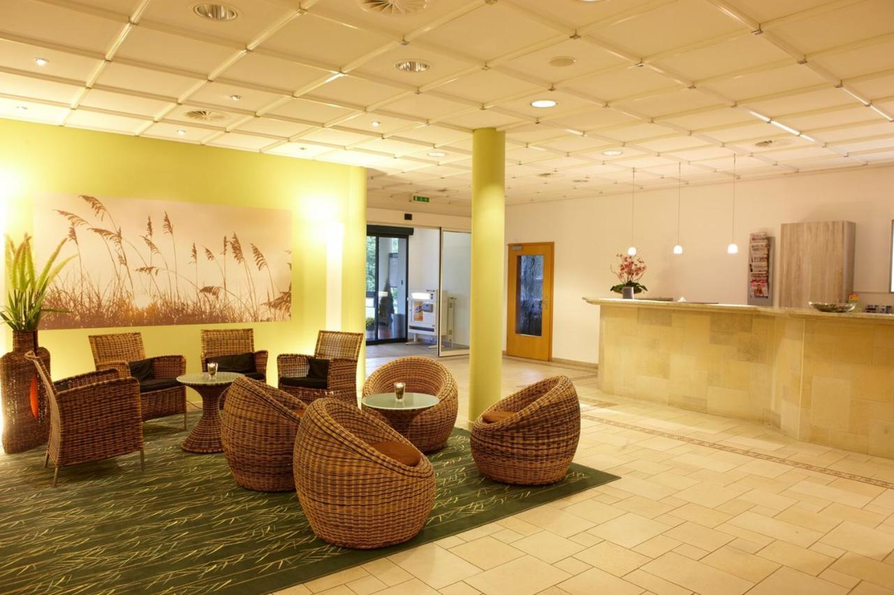 Sonnenhotel Feldberg Am See Mit Schwimmbad, Sauna Und Dampfbad Feldberger Seenlandschaft ภายนอก รูปภาพ