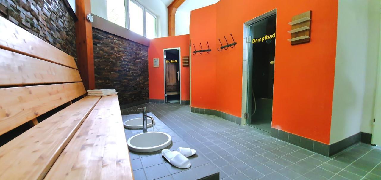 Sonnenhotel Feldberg Am See Mit Schwimmbad, Sauna Und Dampfbad Feldberger Seenlandschaft ภายนอก รูปภาพ